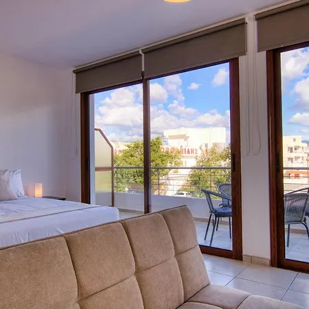 Phaedrus Living: City Flat Palas 103 Paphos Exterior photo