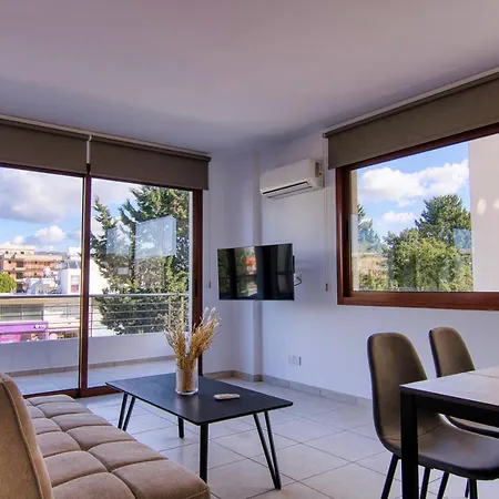 Phaedrus Living: City Flat Palas 103 Paphos Exterior photo