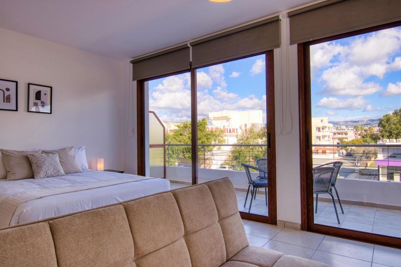 Apartment Phaedrus Living: Flat 103